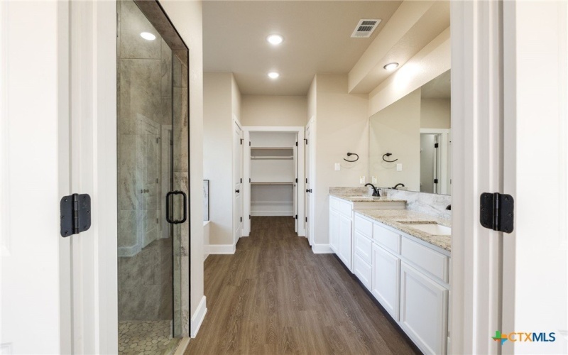 2005 Blackhawk Loop, Belton, TX 76513, 3 Habitaciones Habitaciones , ,2 BañosBaños,Residential,En Venta,2005 Blackhawk Loop,0,602503