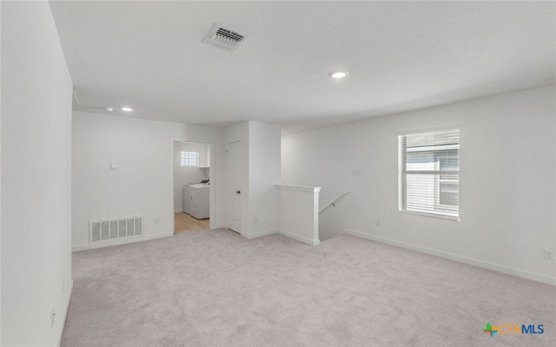 140 Green Berets Bend, Jarrell, TX 76537, 4 Bedrooms Bedrooms, ,3 BathroomsBathrooms,Residential,For Sale,140 Green Berets Bend,0,602532