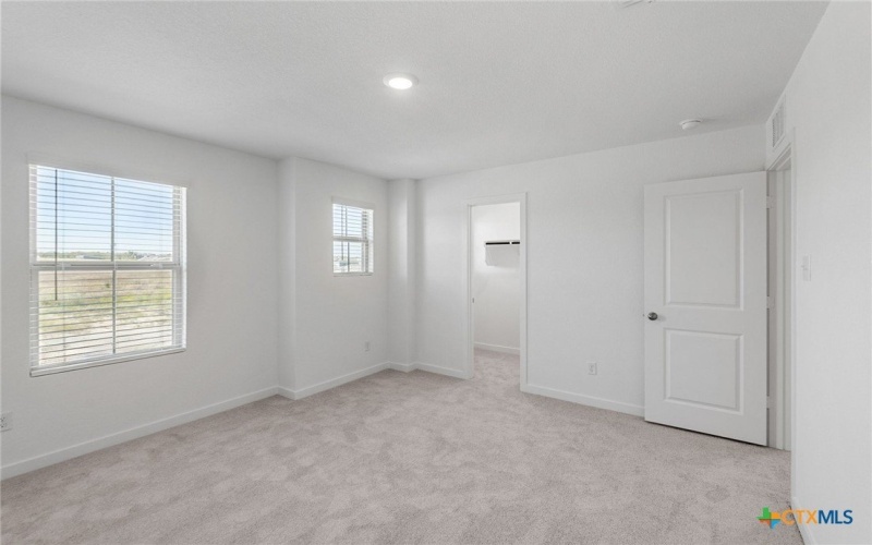 140 Green Berets Bend, Jarrell, TX 76537, 4 Bedrooms Bedrooms, ,3 BathroomsBathrooms,Residential,For Sale,140 Green Berets Bend,0,602532