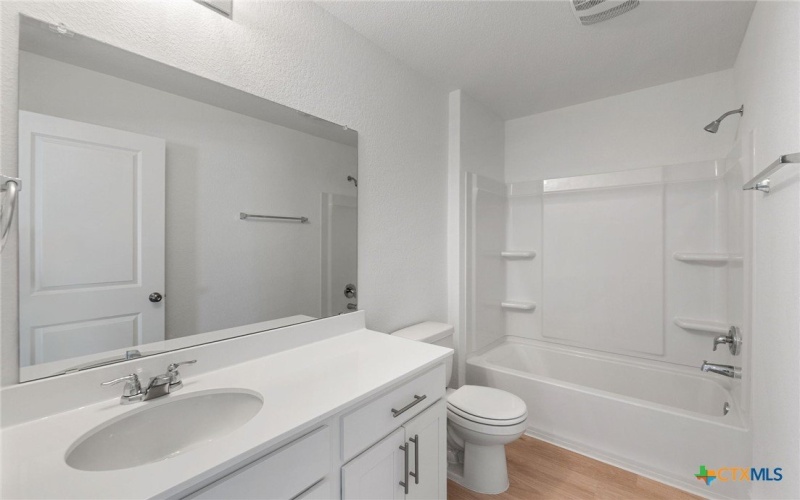 140 Green Berets Bend, Jarrell, TX 76537, 4 Bedrooms Bedrooms, ,3 BathroomsBathrooms,Residential,For Sale,140 Green Berets Bend,0,602532