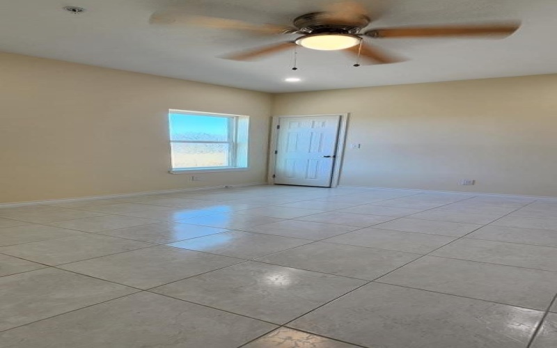 118 Grass Valley Rd 110, Eagle Pass, TX 78852, 2 Bedrooms Bedrooms, ,2 BathroomsBathrooms,Residential,For Sale,118 Grass Valley Rd 110,0,83026