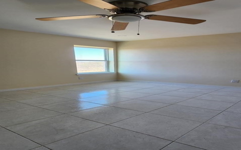 118 Grass Valley Rd 112, Eagle Pass, TX 78852, 2 Bedrooms Bedrooms, ,2 BathroomsBathrooms,Residential,For Sale,118 Grass Valley Rd 112,0,83027