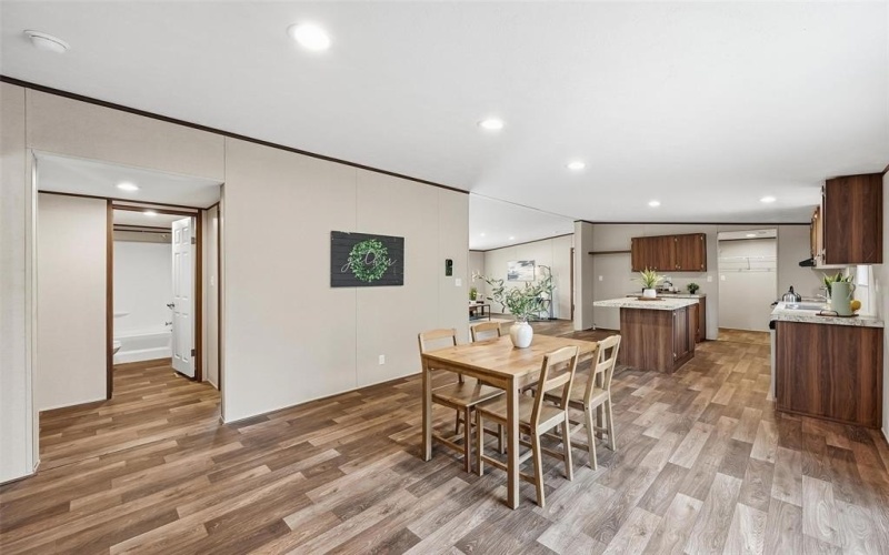 279 Carlisle Court, Springtown, TX 76082, 4 Bedrooms Bedrooms, ,2 BathroomsBathrooms,Residential,For Sale,279 Carlisle Court,0,21128090