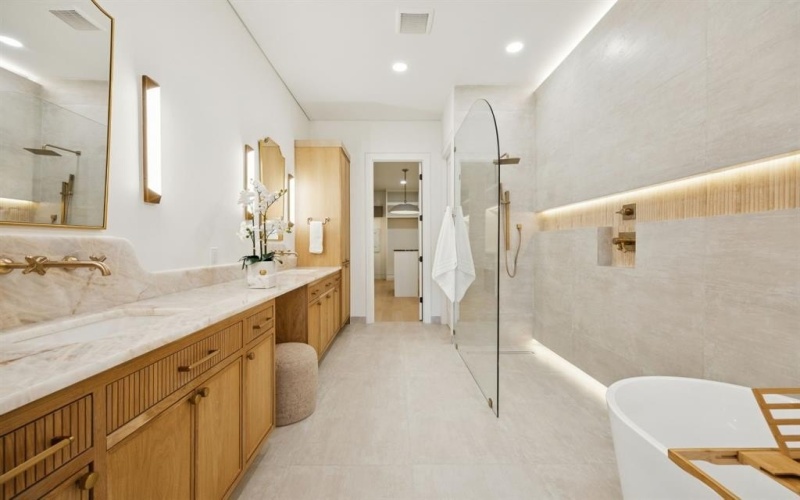 2015 Euclid Avenue, Dallas, TX 75206, 5 Bedrooms Bedrooms, ,7 BathroomsBathrooms,Residential,For Sale,2015 Euclid Avenue,0,21160161