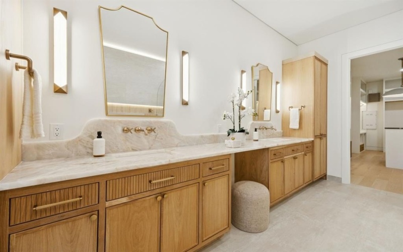 2015 Euclid Avenue, Dallas, TX 75206, 5 Bedrooms Bedrooms, ,7 BathroomsBathrooms,Residential,For Sale,2015 Euclid Avenue,0,21160161