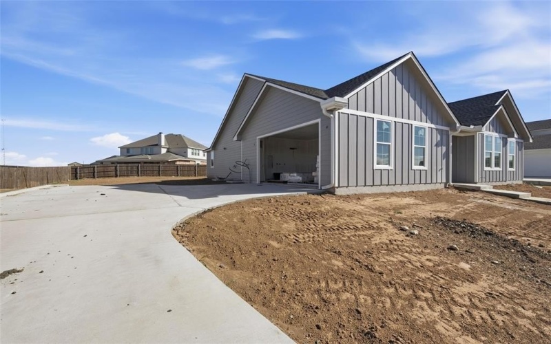 2012 Palafox Drive, Lorena, TX 76655, 3 Bedrooms Bedrooms, ,2 BathroomsBathrooms,Residential,For Sale,2012 Palafox Drive,0,21160209