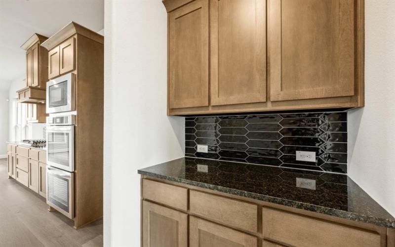 1031 Quincy Drive, Red Oak, TX 75154, 4 Habitaciones Habitaciones , ,5 BañosBaños,Residential,En Venta,1031 Quincy Drive,0,21160248