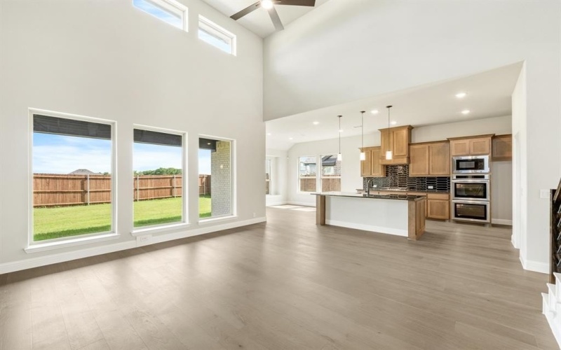 1031 Quincy Drive, Red Oak, TX 75154, 4 Habitaciones Habitaciones , ,5 BañosBaños,Residential,En Venta,1031 Quincy Drive,0,21160248