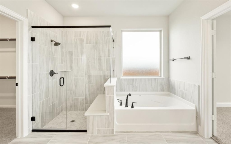 1031 Quincy Drive, Red Oak, TX 75154, 4 Habitaciones Habitaciones , ,5 BañosBaños,Residential,En Venta,1031 Quincy Drive,0,21160248