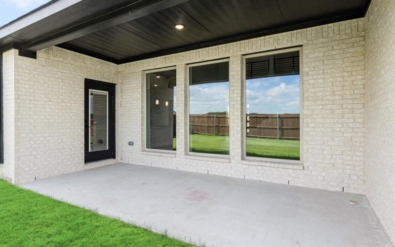 1031 Quincy Drive, Red Oak, TX 75154, 4 Habitaciones Habitaciones , ,5 BañosBaños,Residential,En Venta,1031 Quincy Drive,0,21160248