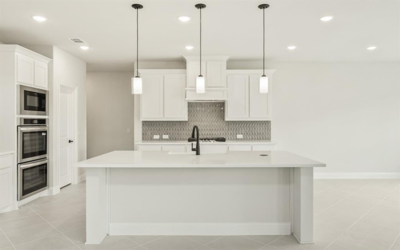 908 Denham Drive, Red Oak, TX 75154, 5 Habitaciones Habitaciones , ,5 BañosBaños,Residential,En Venta,908 Denham Drive,0,21160314