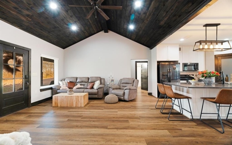 860 County Road 2420, Honey Grove, TX 75446, 3 Bedrooms Bedrooms, ,2 BathroomsBathrooms,Residential,For Sale,860 County Road 2420,0,21160329