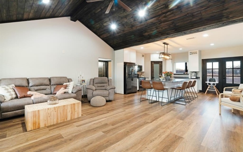 860 County Road 2420, Honey Grove, TX 75446, 3 Bedrooms Bedrooms, ,2 BathroomsBathrooms,Residential,For Sale,860 County Road 2420,0,21160329