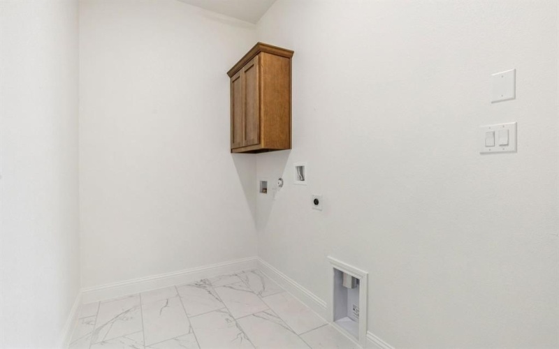 7016 Valley View Drive, Joshua, TX 76058, 4 Habitaciones Habitaciones , ,2 BañosBaños,Residential,En Venta,7016 Valley View Drive,0,21160543