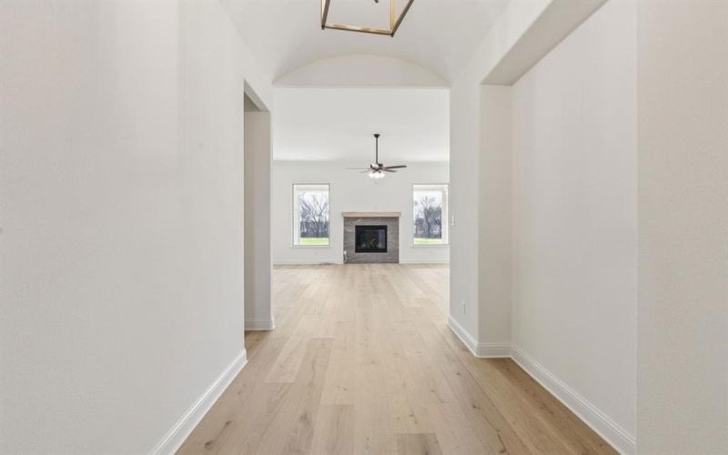 7016 Valley View Drive, Joshua, TX 76058, 4 Habitaciones Habitaciones , ,2 BañosBaños,Residential,En Venta,7016 Valley View Drive,0,21160543