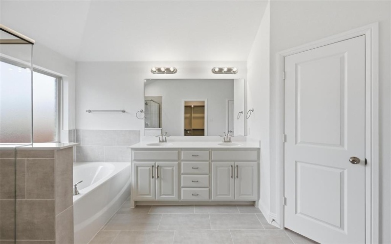 1418 Quail Creek Drive, Cleburne, TX 76033, 4 Bedrooms Bedrooms, ,2 BathroomsBathrooms,Residential,For Sale,1418 Quail Creek Drive,0,21160589