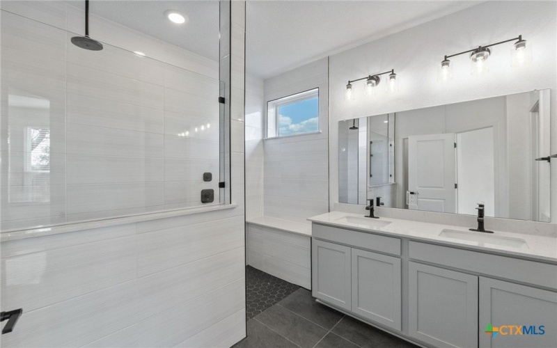 120 Adlai, Georgetown, TX 78633, 4 Habitaciones Habitaciones , ,2 BañosBaños,Residential,En Venta,120 Adlai,0,602550