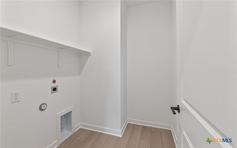 120 Adlai, Georgetown, TX 78633, 4 Habitaciones Habitaciones , ,2 BañosBaños,Residential,En Venta,120 Adlai,0,602550