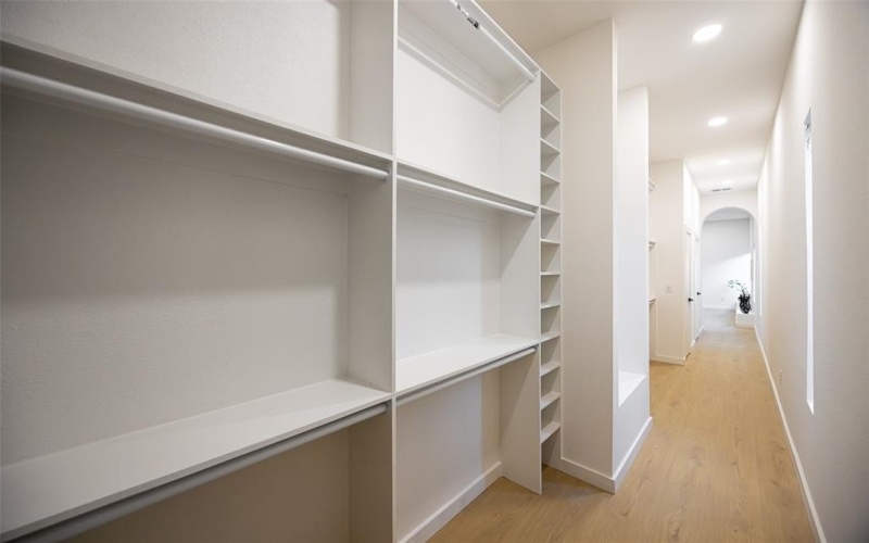 3343 Parvia Avenue, Dallas, TX 75212, 3 Bedrooms Bedrooms, ,2 BathroomsBathrooms,Residential,For Sale,3343 Parvia Avenue,0,21157803