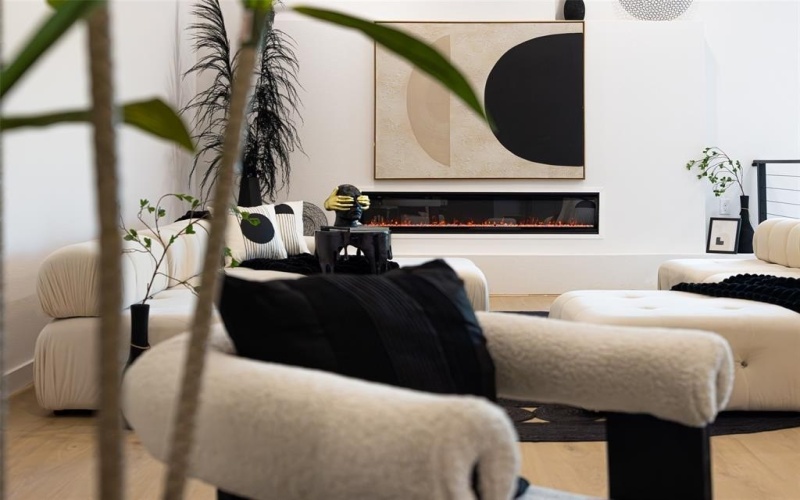 3343 Parvia Avenue, Dallas, TX 75212, 3 Bedrooms Bedrooms, ,2 BathroomsBathrooms,Residential,For Sale,3343 Parvia Avenue,0,21157803