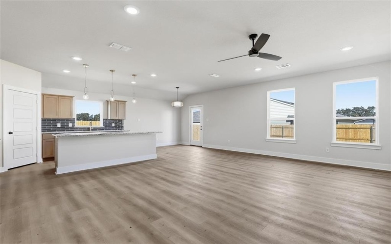 472 Peace Lily Way, Tolar, TX 76476, 4 Habitaciones Habitaciones , ,2 BañosBaños,Residential,En Venta,472 Peace Lily Way,0,21159298