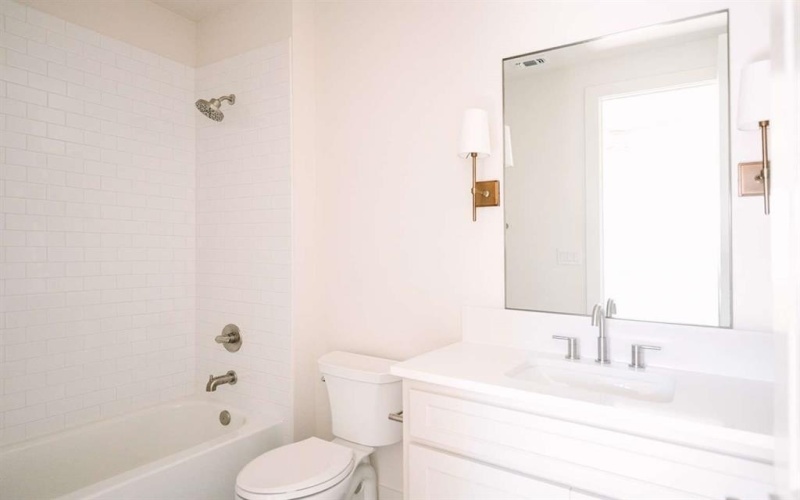 405 Kestrel Court, Aledo, TX 76008, 4 Bedrooms Bedrooms, ,3 BathroomsBathrooms,Residential,For Sale,405 Kestrel Court,0,21159606