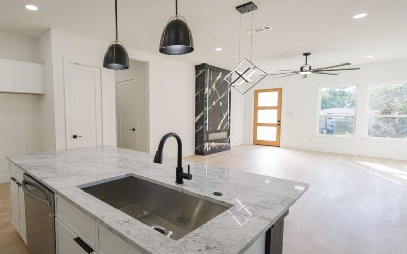 4623 Luzon Street, Dallas, TX 75216, 3 Habitaciones Habitaciones , ,2 BañosBaños,Residential,En Venta,4623 Luzon Street,0,21159728