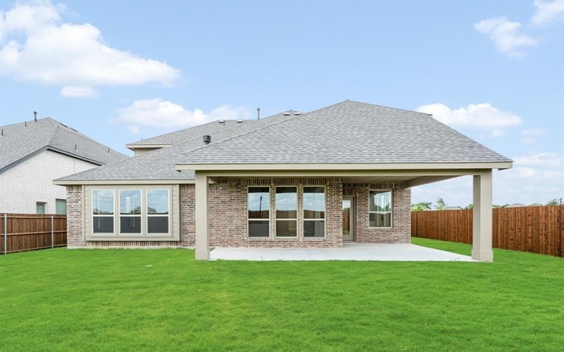 925 Cannes Drive, Red Oak, TX 75154, 4 Bedrooms Bedrooms, ,3 BathroomsBathrooms,Residential,For Sale,925 Cannes Drive,0,21160000