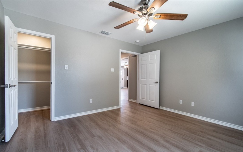 905 N Pearl Street N, Rockport, TX 78382, 3 Bedrooms Bedrooms, ,2 BathroomsBathrooms,Residential,For Sale,905 N Pearl Street N,0,470382