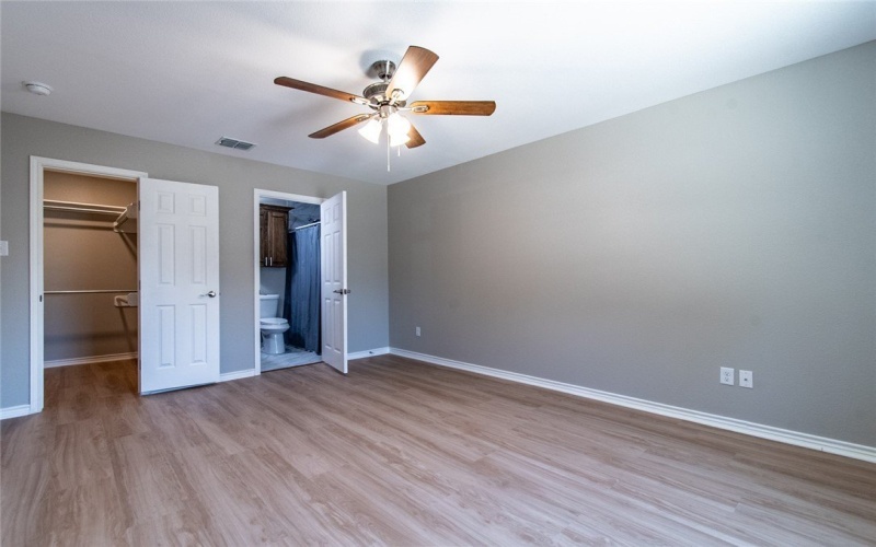 905 N Pearl Street N, Rockport, TX 78382, 3 Bedrooms Bedrooms, ,2 BathroomsBathrooms,Residential,For Sale,905 N Pearl Street N,0,470382