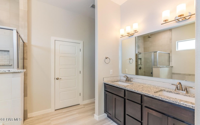 14041 Paseo Original Court, El Paso, TX 79928, 3 Bedrooms Bedrooms, ,2 BathroomsBathrooms,Residential,For Sale,14041 Paseo Original Court,0,937024