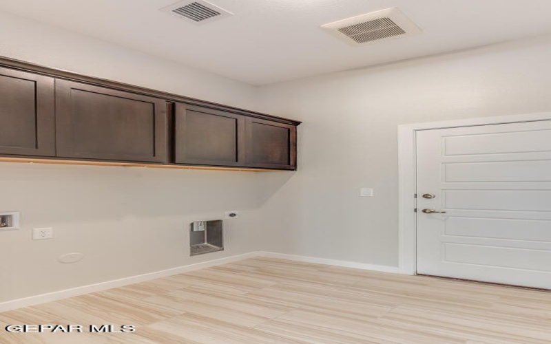 14041 Paseo Original Court, El Paso, TX 79928, 3 Bedrooms Bedrooms, ,2 BathroomsBathrooms,Residential,For Sale,14041 Paseo Original Court,0,937024