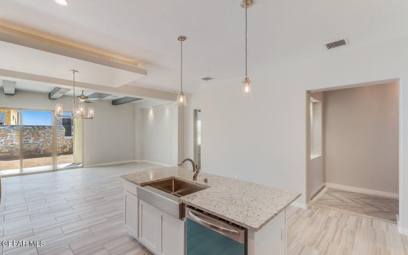 14041 Paseo Original Court, El Paso, TX 79928, 3 Bedrooms Bedrooms, ,2 BathroomsBathrooms,Residential,For Sale,14041 Paseo Original Court,0,937024