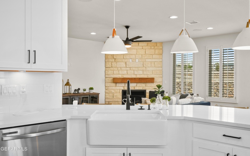 12414 Amesbury Avenue, El Paso, TX 79928, 4 Bedrooms Bedrooms, ,3 BathroomsBathrooms,Residential,For Sale,12414 Amesbury Avenue,0,937030