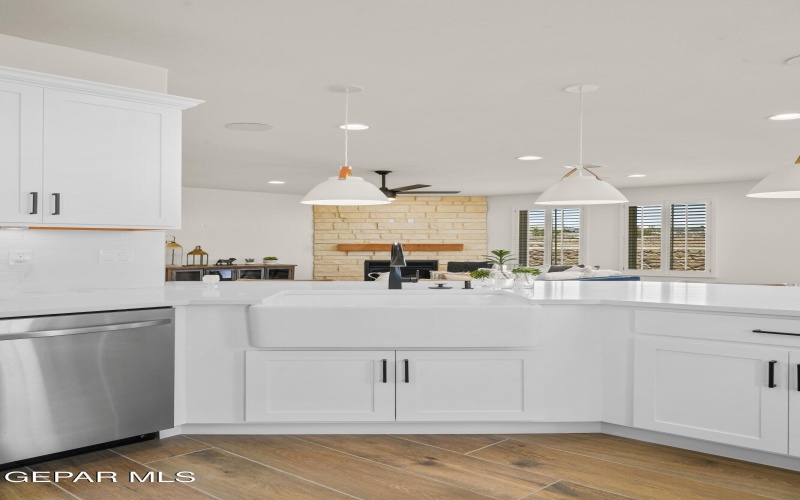 12414 Amesbury Avenue, El Paso, TX 79928, 4 Bedrooms Bedrooms, ,3 BathroomsBathrooms,Residential,For Sale,12414 Amesbury Avenue,0,937030