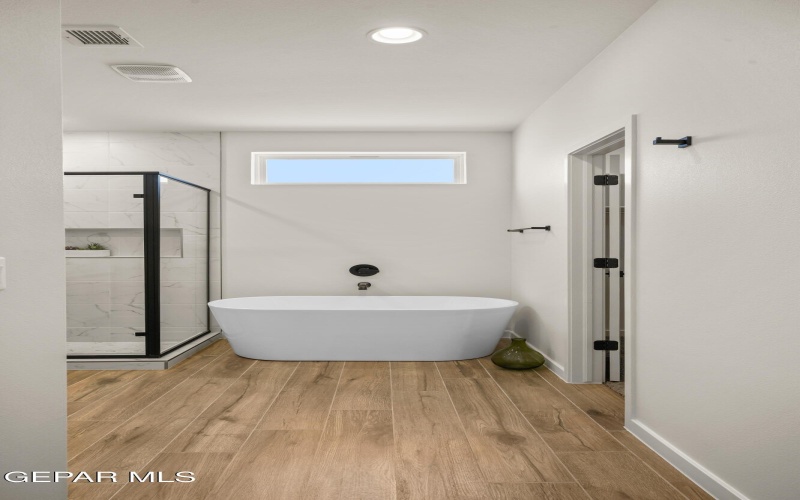 12414 Amesbury Avenue, El Paso, TX 79928, 4 Bedrooms Bedrooms, ,3 BathroomsBathrooms,Residential,For Sale,12414 Amesbury Avenue,0,937030