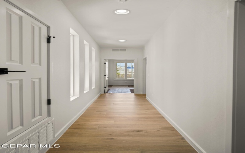 12414 Amesbury Avenue, El Paso, TX 79928, 4 Bedrooms Bedrooms, ,3 BathroomsBathrooms,Residential,For Sale,12414 Amesbury Avenue,0,937030