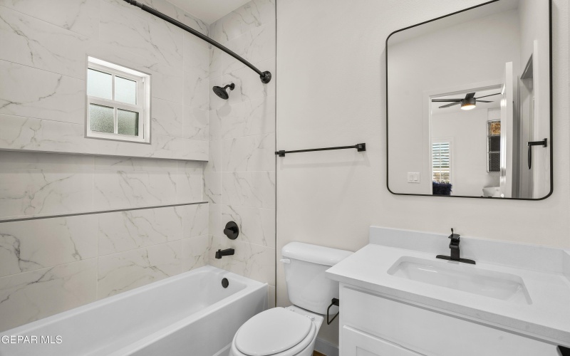 12414 Amesbury Avenue, El Paso, TX 79928, 4 Bedrooms Bedrooms, ,3 BathroomsBathrooms,Residential,For Sale,12414 Amesbury Avenue,0,937030