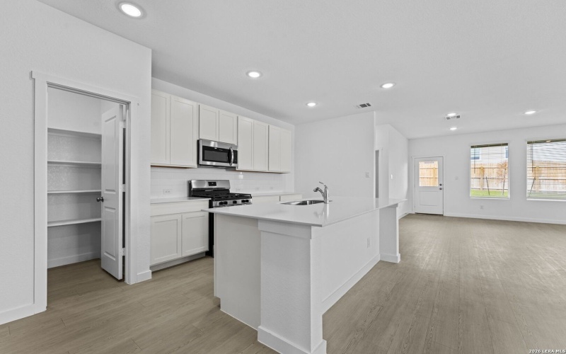 5007 Mission Tejas Road, Marion, TX 78124, 3 Habitaciones Habitaciones , ,2 BañosBaños,Residential,En Venta,5007 Mission Tejas Road,0,1935585