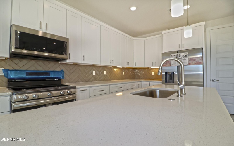 12360 BEN DOWELL Way, El Paso, TX 79934, 3 Bedrooms Bedrooms, ,2 BathroomsBathrooms,Residential,For Sale,12360 BEN DOWELL Way,0,937061