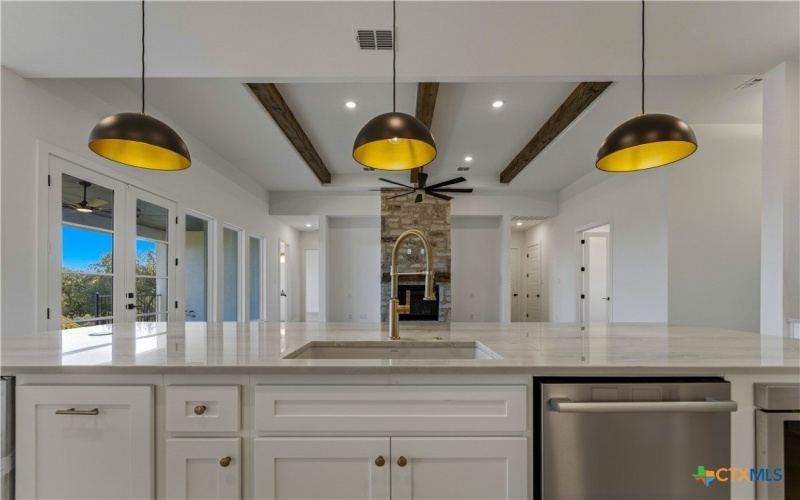 1552 Vintage Way, New Braunfels, TX 78132, 4 Habitaciones Habitaciones , ,3 BañosBaños,Residential,En Venta,1552 Vintage Way,0,602571