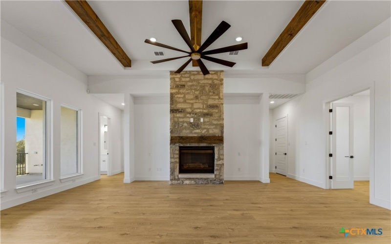 1552 Vintage Way, New Braunfels, TX 78132, 4 Habitaciones Habitaciones , ,3 BañosBaños,Residential,En Venta,1552 Vintage Way,0,602571