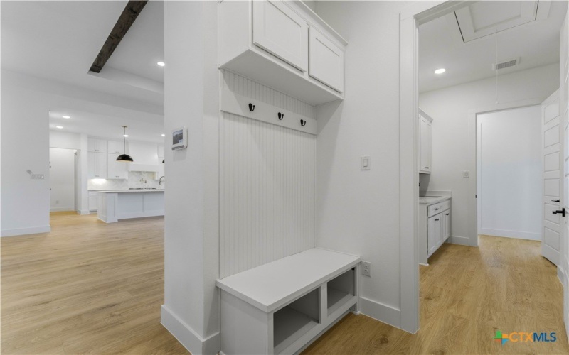 1552 Vintage Way, New Braunfels, TX 78132, 4 Habitaciones Habitaciones , ,3 BañosBaños,Residential,En Venta,1552 Vintage Way,0,602571