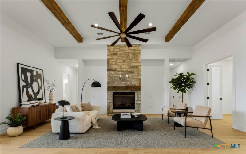 1552 Vintage Way, New Braunfels, TX 78132, 4 Habitaciones Habitaciones , ,3 BañosBaños,Residential,En Venta,1552 Vintage Way,0,602571