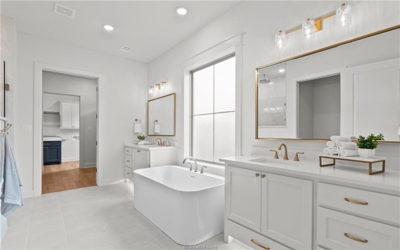 2317 Terrapin Trail, College Station, TX 77845, 4 Bedrooms Bedrooms, ,5 BathroomsBathrooms,Residential,For Sale,2317 Terrapin Trail,0,26000258