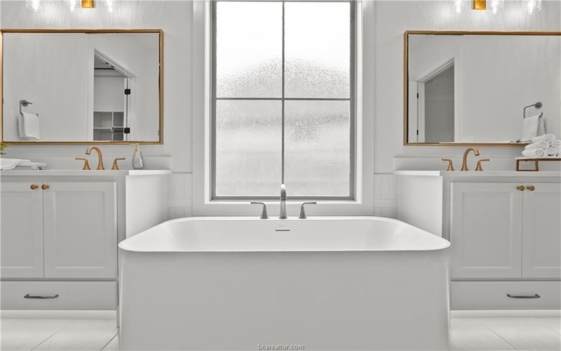 2317 Terrapin Trail, College Station, TX 77845, 4 Bedrooms Bedrooms, ,5 BathroomsBathrooms,Residential,For Sale,2317 Terrapin Trail,0,26000258