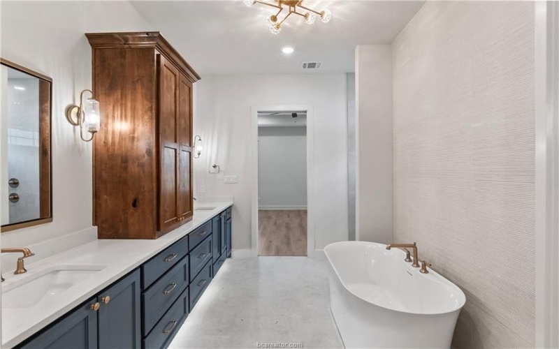 4736 Legendary Drive, College Station, TX 77845, 4 Bedrooms Bedrooms, ,3 BathroomsBathrooms,Residential,For Sale,4736 Legendary Drive,0,26000287