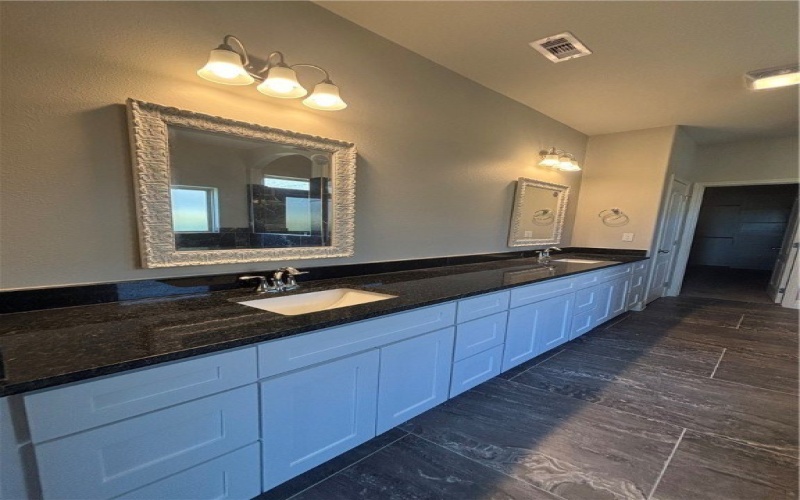 3202 Anchorage Drive, Corpus Christi, TX 78414, 4 Bedrooms Bedrooms, ,3 BathroomsBathrooms,Residential,For Sale,3202 Anchorage Drive,0,470443