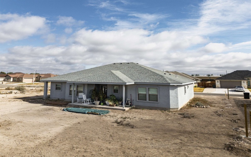 420 Pitaya, Del Rio, TX 78840, 3 Bedrooms Bedrooms, ,2 BathroomsBathrooms,Residential,For Sale,420 Pitaya,0,208069