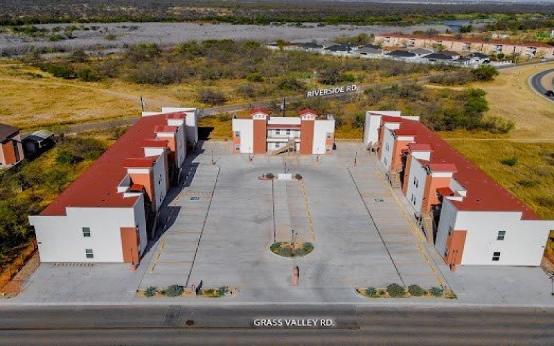 118 Grass Valley Rd 205, Eagle Pass, TX 78852, 2 Bedrooms Bedrooms, ,2 BathroomsBathrooms,Residential,For Sale,118 Grass Valley Rd 205,0,83029